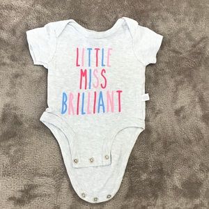 Newborn clothing set